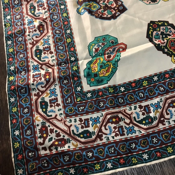 Intricate Vintage Rolled Edge Echo Silk Scarf/ Table Accent. - Picture 4 of 9